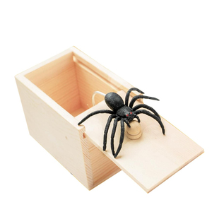 Nouveaux Bijoux Fantaisie en Bois en Forme d'Araignée Amusants et Terrifiants pour Fête d'Halloween – Boîte Cadeau de Farces pour Enfants et Adultes – Blagues et Piqûres Pratiques - Product Image 1