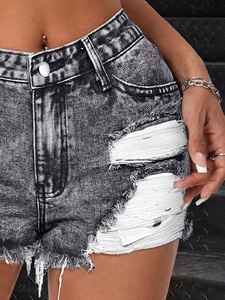 Shorts en jean ultra-courts pour femme, couleur unie, taille mi-haute, délavés, déchirés et effilochés, style streetwear polyvalent et sexy, tendance mode estivale - Product Image 3