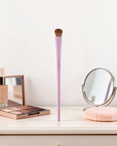 Pincel para sombra de ojos <span class=keywords><strong>Essence</strong></span> 01 Throwing Little Shade |   Cerdas de Pelo Sintético Suave |   Brocha de Maquillaje Vegana para Ojos, Precisión para Difuminar - Product Image 5