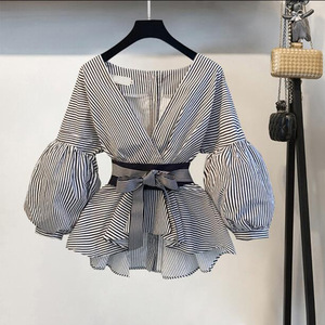 Camicia di moda con maniche a lanterna da donna stile coreano con fiocco a v a righe due pezzi Set da donna camicetta da donna <span class=keywords><strong>e</strong></span> pantaloni a gamba larga - Product Image 4