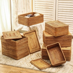 Wholesale Wardrobe Sepatu Retro Rectangular Woven Rattan Storage Laundry Basket with Lid