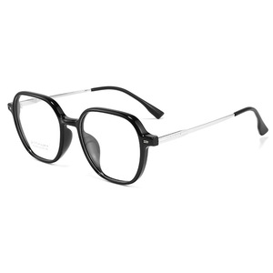 Monture de lunettes de myopie transparente grise punk pour femmes, ultra-légère, TR90, verres imprimés, monture complète ovale, vente en gros B2166L - Product Image 5