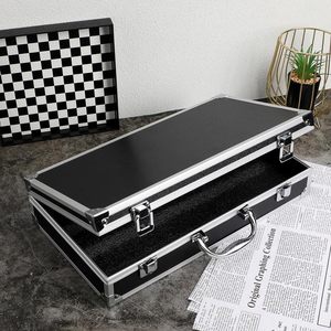 Maletín de Aluminio Plateado al por Mayor con Cerradura, Estuche Rígido Metálico con Espuma para Viajeros, Artesanos, Trabajo y Negocios - Product Image 4