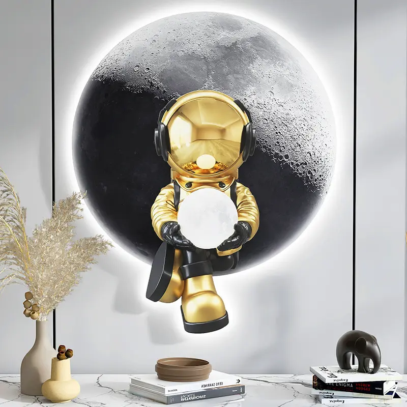 Groothandel Custom Wedding Astronaut Ornamenten Creatieve Meubels Fiberglass Resin Astronaut Standbeeld Voor Woonkamer Decoratie