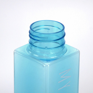 ขวดน้ำผลไม้พลาสติกทรงสี่เหลี่ยมสำหรับน้ำผลไม้ปราศจากสาร BPA สำหรับสัตว์เลี้ยงขนาด<span class=keywords><strong>500</strong></span>มล. แบบพกพา - Product Image 3