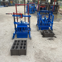 Machine à briques en argile et béton durable pour la production de blocs creux, comprimés, écologiques et de terre dans les usines et la construction