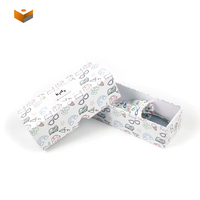 Paquet de lunettes de soleil rectangulaires OEM Sacs et étuis d'emballage de lunettes pour enfants Boîte cadeau en papier dur avec couvercle et fond pour lunettes