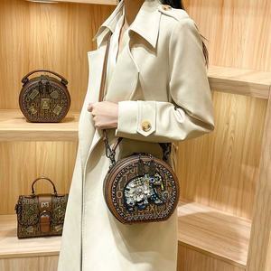 Bolso Cruzado Estilo Vintage para Mujer Loumixer, PVC con Forro Bordado de Elefantes, Bolsos de Mano de Lujo para Mujer - Product Image 4