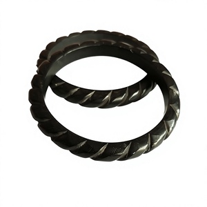 Nouveau bracelet en résine sculptée de style vintage, design élégant en forme de fleur, de haute qualité, idéal pour la création de bagues de mariage pour femme - Product Image 3