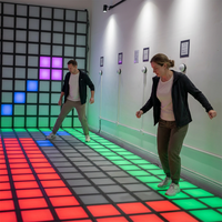 Piste de danse LED personnalisée, plancher de jeu LED interactif programmable, lumières de scène, salle de jeux interactive, jeu de sol LED à grille active