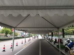 เต็นท์งานแต่งงานกันน้ำขนาดใหญ่พิเศษ 20x50 เมตร โครงสร้างอลูมิเนียมอัลลอยด์ สำหรับงานแสดงสินค้ากลางแจ้ง ระยะกว้าง 5 เมตร - Product Image 5