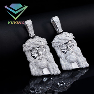 Prêt à expédier - Pendentif Jésus en argent sterling 925 avec moissanite VVS, certificat GRA, testeur de diamant, bijoux classiques hip-hop, cadeau - Product Image 1