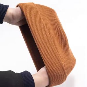 Bonnes affaires : Bonnets tricotés unisexe personnalisables avec logo brodé, chauds et abordables, en cachemire et acrylique, pour homme et femme - Product Image 3