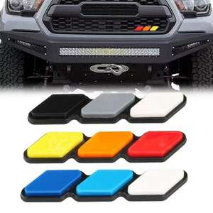 Vente directe d'usine d'accessoires extérieurs neufs pour les camionnettes Toyota Tacoma et 4Runner, y compris des emblèmes de calandre tricolores - Product Image 3