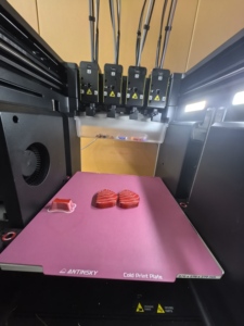 เครื่องพิมพ์สามมิติอัตโนมัติ EU Snapmaker U1 หัวพิมพ์สี่หัว แบบ FDM สำหรับงานอุตสาหกรรม ก่อสร้าง ห้องปฏิบัติการ และใช้ในบ้าน พิมพ์ได้หลายสี - Product Image 3