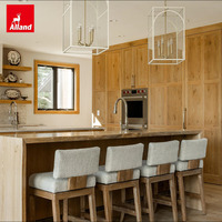 Lemari Dapur Kustom Kayu Ek Putih Organik Modern Alland dengan Panel Peralatan Tinggi Terintegrasi