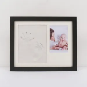 Houten Baby Eerste Jaar Fotolijst Voor Diy Handafdruk En Voetafdruk Met Milieubescherming Klei