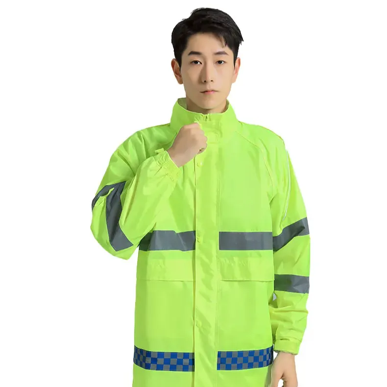 Imperméable de poncho de moto imperméable de polyester adulte léger