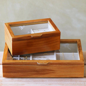 JUNJI Personalized Flower Glass Top Wooden Jewelry Box Engraved Floral Handmade Rustic Wooden Jewelry Organizer Box for Women