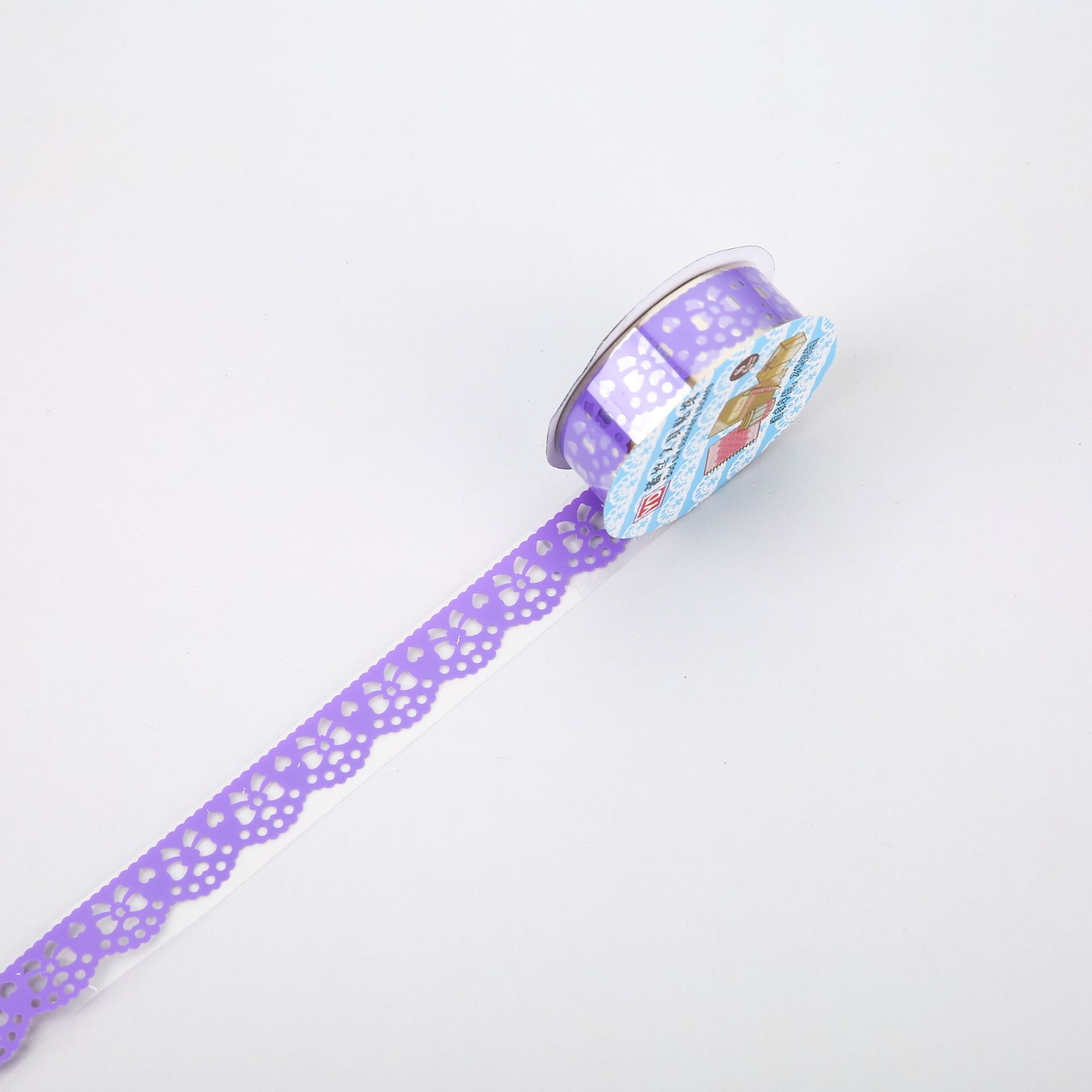 ลูกไม้สีม่วง