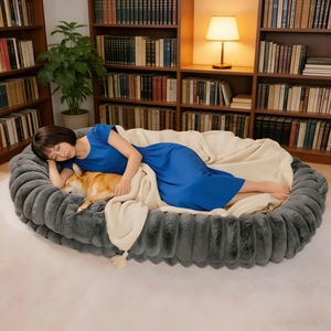 Cama Compartida Gigante para Perros, Ovalada, Desmontable y Lavable, Sofá Cama para Mascotas, Color Marrón Claro, Gris Oscuro, Rosa, Verde Claro, para Uso en las Cuatro Estaciones - Product Image 3