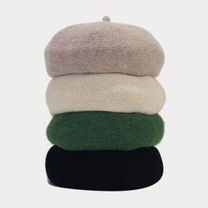 Boina de Punto con Pelo de Conejo Estilo Retro para Mujer, Gorro Plano con Visera para Invierno, Estilo Urbano, Casual, para Uso Diario y Actividades al Aire Libre - Product Image 2