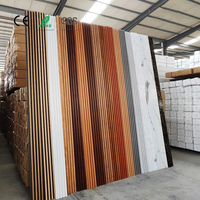 Panel de Revestimiento de Pared Interior Ecológico de WPC (Compuesto de Madera y Plástico), Panel de Pared Acanalado de PVC para Interiores, Venta Directa de Fábrica
