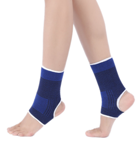 Penyangga Pergelangan Kaki Unisex Ringan Tahan Lama Menyerap Keringat Ramah Kulit Pencegah Cedera Warna Kontras dengan Potongan di Tumit - Product Image 1
