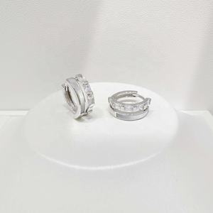 Precio de fábrica, pendientes de aro de plata 925 con perlas para niña, chapados en oro de 18k, con gemas, nupciales, únicos, con diseño de mariposa, estilo vintage occidental. - Product Image 3