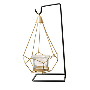 Candelabro nordico in ferro minimalista candelabro in metallo occidentale portacandele per ristorante romantico per la cena di nozze arredamento - Product Image 1