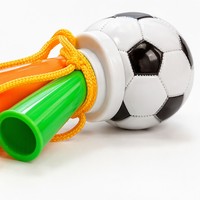 Vuvuzela en plastique en gros pour événements sportifs, fêtes, et animations – Trompette de stade, bruiteur, jouet de cheerleading – Fabrication OEM/ODM