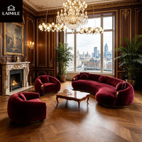 Modernes Gebogenes Ecksofa Weißes Stoffbezogenes Sofa Goldfarbene Metallbasis Luxuriöses Halbmond-Sofa für Villa-Wohnzimmer