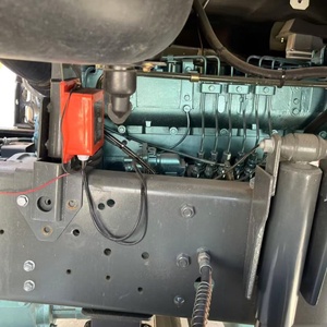 משאית מנוף טלסקופית HOWO 6x4 10 טון, מנוף הידראולי רכוב על משאית, לעבודות בנייה והובלה - Product Image 4