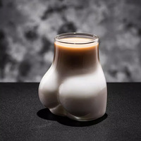 Vente en gros Tasse à café en verre PC transparente monocouche créative amusante Design moderne pour fête Tasse à cocktail personnalisée pour bar