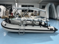 Bateau pneumatique en aluminium gris de 4 m à 4,3 m pour 6 personnes, idéal pour les voyages sur lac, rivière et mer ouverte, bateau à rames
