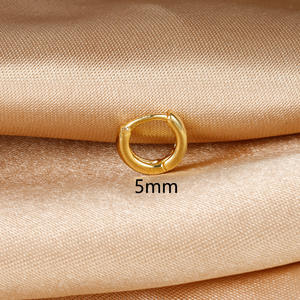Nouveau Simple Petit Anneau D'oreille Mode Piercing <span class=keywords><strong>Cartilage</strong></span> Boucles D'oreilles Goujons <span class=keywords><strong>Boucle</strong></span> pour les Femmes - Product Image 4