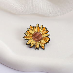 Hermoso broche de girasol, alfileres esmaltados, broches de Metal florales románticos, decoración de mochila, insignia, regalos de joyería para amantes de las flores - Product Image 3