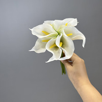 Pabrik langsung bunga Calla Lily pengantin buatan kecil yang diawetkan PU untuk Hari Valentine dan kesempatan pengantin