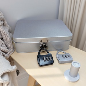 Biểu Tượng Tùy Chỉnh Hình Chữ Nhật Bạc <span class=keywords><strong>Tin</strong></span> Trường Hợp Bản Lề Nắp Kim Loại Hộp Bút Chì Với Dập Nổi Sắt Thủ Công Cho Văn Phòng Phẩm Lưu Trữ - Product Image 3