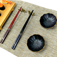Set Hadiah Sumpit Kayu Ramah Lingkungan Seri Golden Horse Aksesori Piring Sajian 2 Buah Merah Biru Klasik