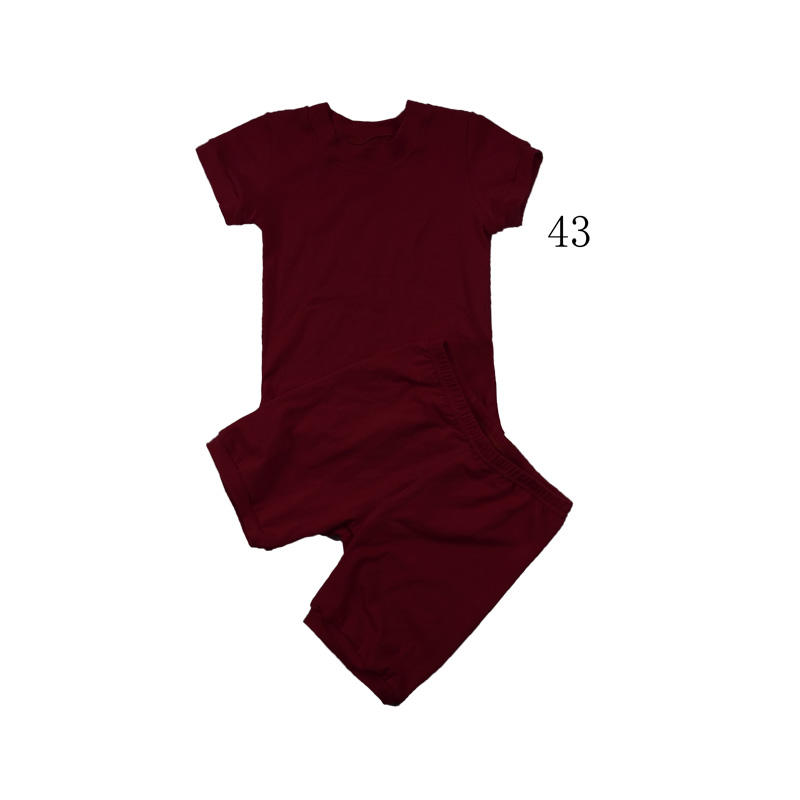 ชุดเสื้อผ้า 6