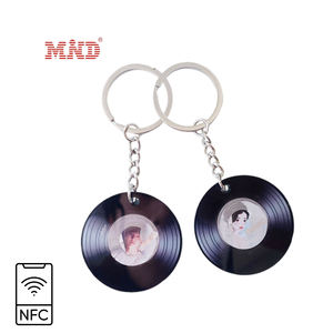 공장 가격 RFID NFC 블랙 비닐 레코드 키링 음악 키체인 미니 CD 앨범 NFC 키체인 - Product Image 1