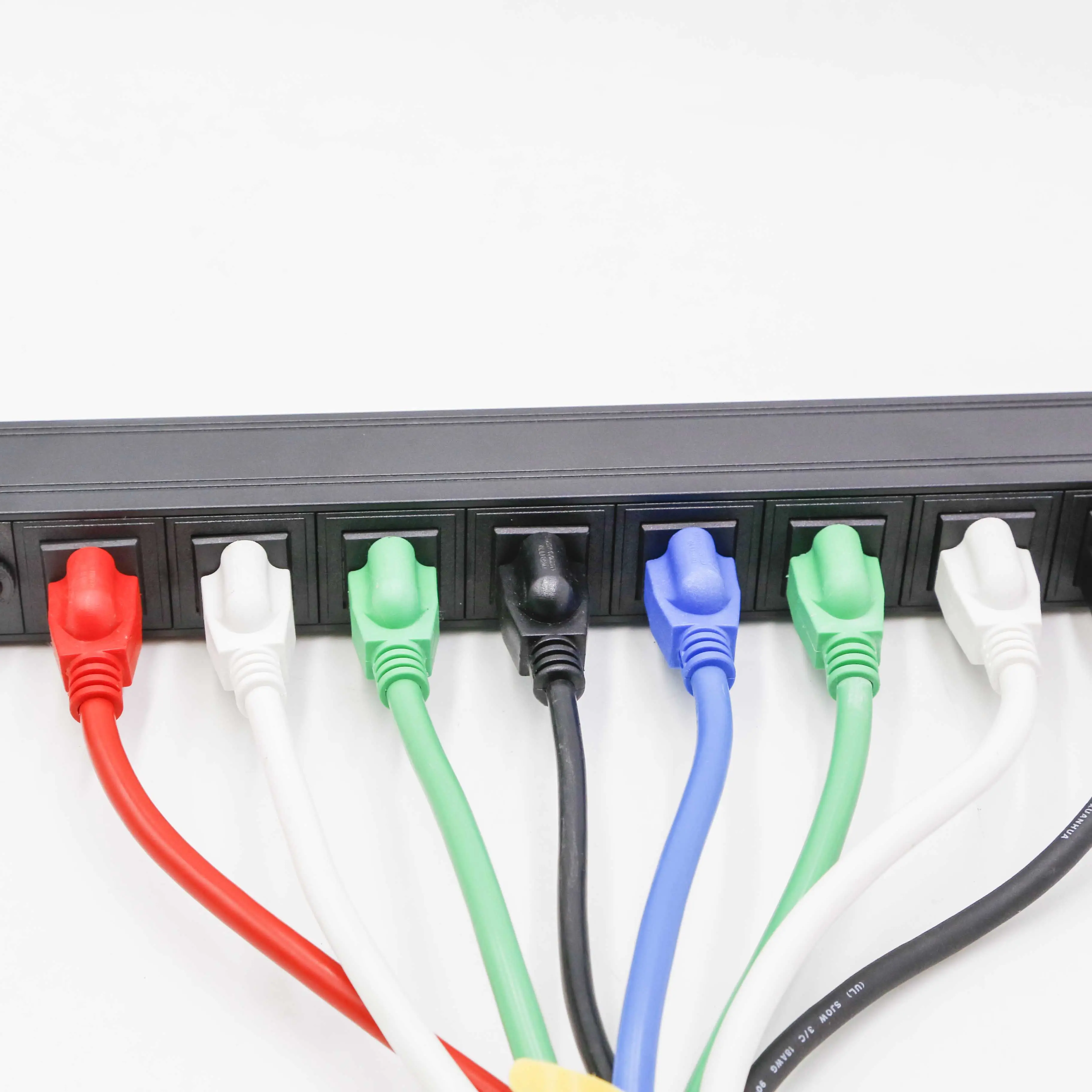 Network Cabinet Used Remotely IP Smart Power Strip