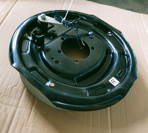 Ensemble d'essieu de remorque pour essieu de remorque de 12 po x 2 po, capacité 4000-7000 lb - Product Image 4