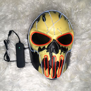 Mascherina da uomo leggera ET aliena marziana Goblin invasione, rosso e bianco - Product Image 2