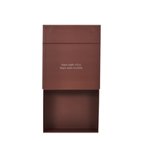 Boîte cadeau magnétique marron avec vernis UV sélectif pour emballage de maquillage sans logo de marque