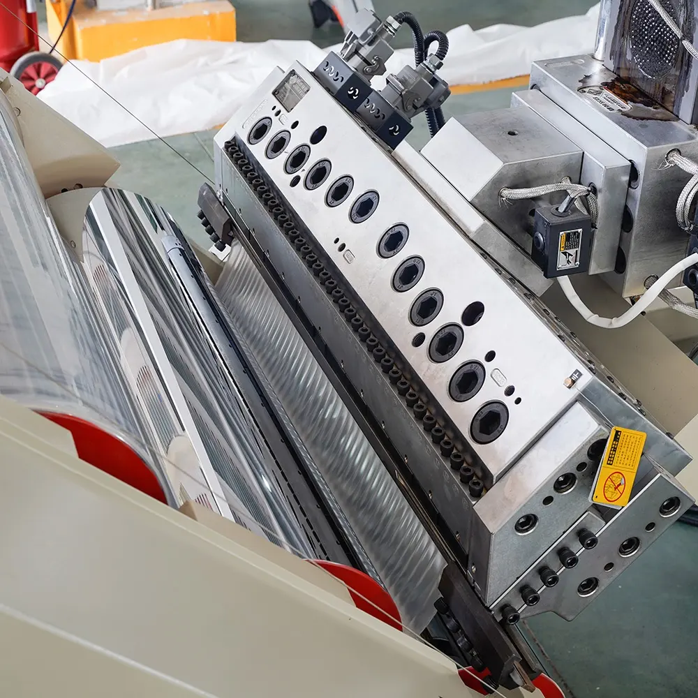 Mesin pembuat ekstruder rol lembaran PP plastik sepenuhnya otomatis untuk mesin pembentukan termal