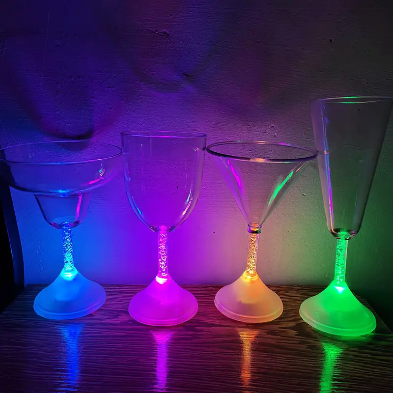 Top Fashion Light Up Kopjes Led Knippert Cups Goblet Plastic Met Led Knippert Cup Voor Ktv Bar Feestartikelen