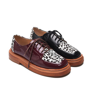 Pas cher Prix Imprimé Léopard <span class=keywords><strong>2020</strong></span> Printemps Nouvelles Filles En Gros Dames Chaussures Plates Oxford Noir Cuir <span class=keywords><strong>Bordeaux</strong></span> Mocassin - Product Image 1