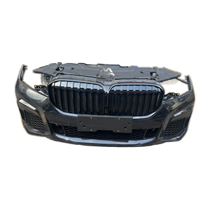 Kit completo para paraurti anteriore per <span class=keywords><strong>BMW</strong></span> Serie <span class=keywords><strong>7</strong></span> G11/G12 2019-2022 LCI <span class=keywords><strong>M</strong></span> Sport Body Kit con radiatore originale - Product Image 1